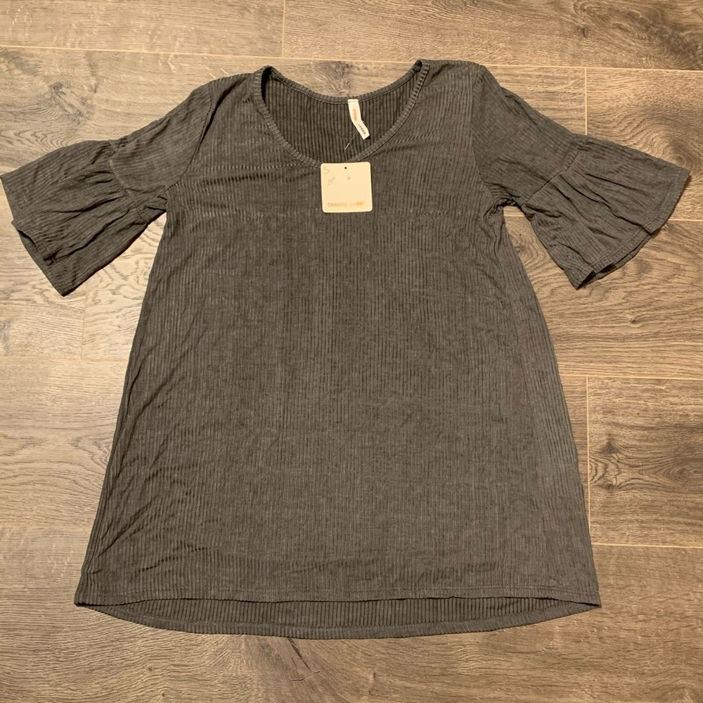 Boutique Blouse size small